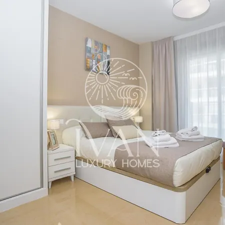 Casa Robert Ivan Luxury Homes 6ªplta Norte 1ªlinea *